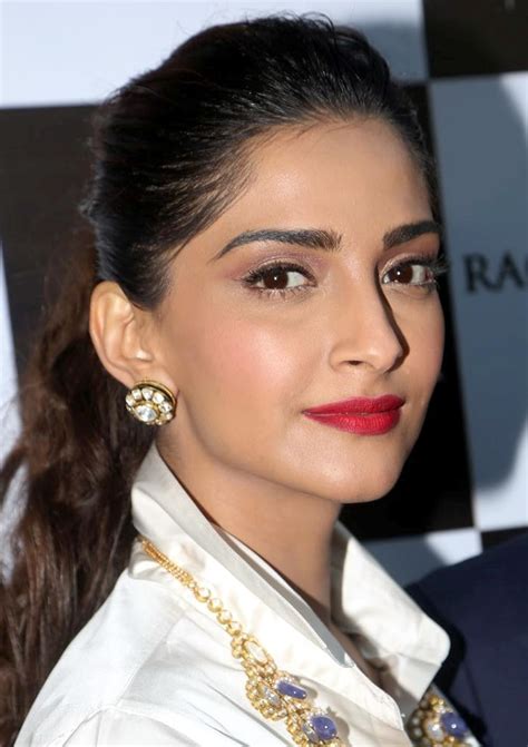 sonam kapoor xxx videos|Sonam Kapoor Porn Porn Videos